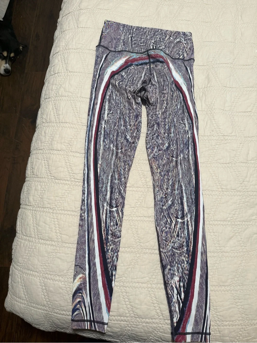 Lululemon leggings size 6 - Picture 2 of 2